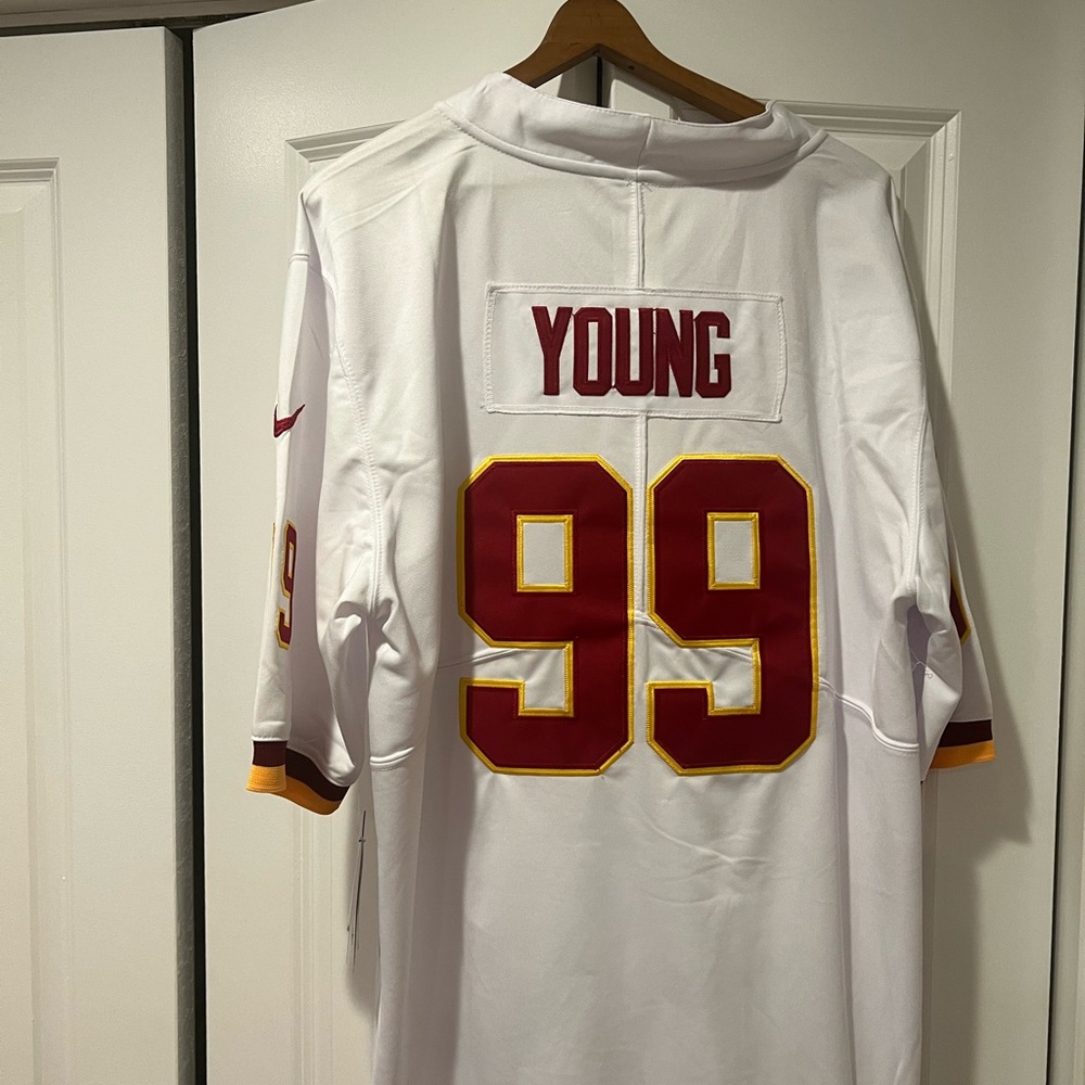 Chase Young ROOKIE REDSKINS Jersey. Nike On-Field, stitched